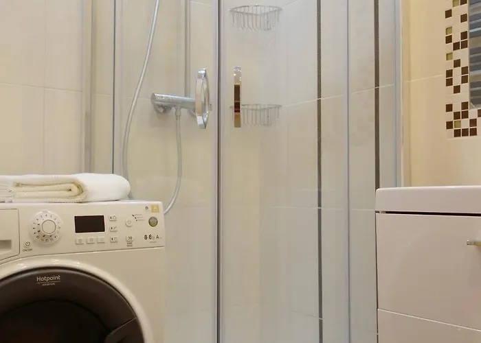 Horizon Lu By The Sea